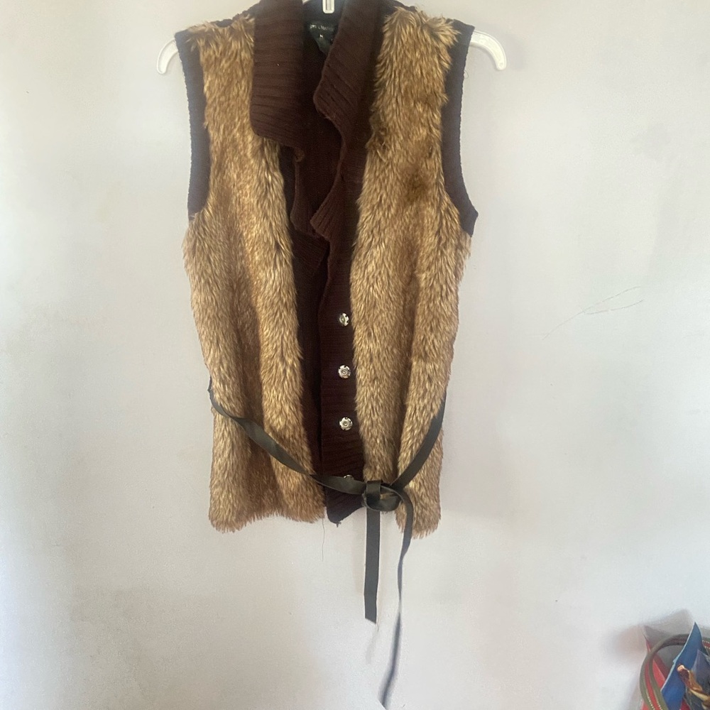 Fur vest! Never worn! $5! Medium